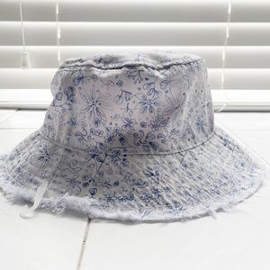 Floral Bucket Hat | Blue and white floral design